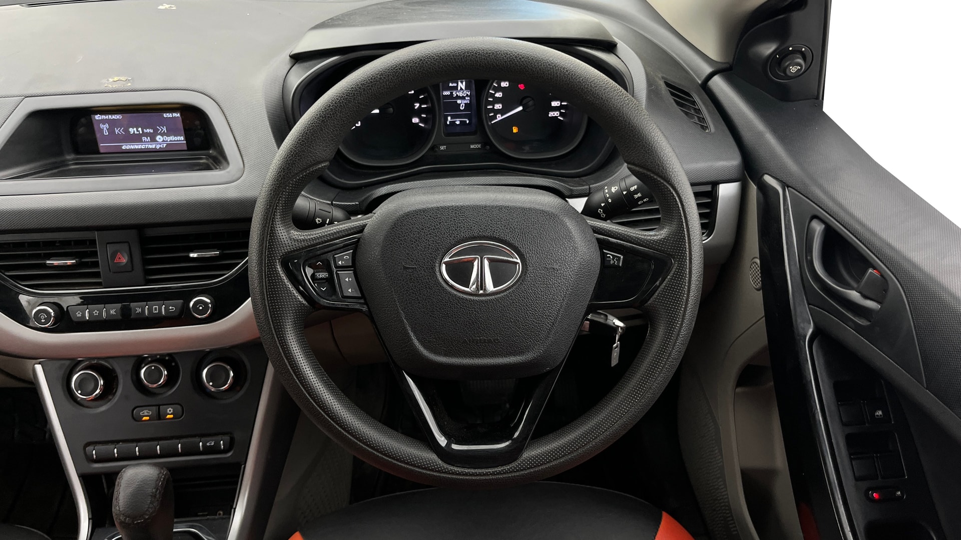 View 2020 Tata Nexon Revotron XMA AMT Image 20 Used 2020 Tata Nexon Revotron XMA AMT Image 20
