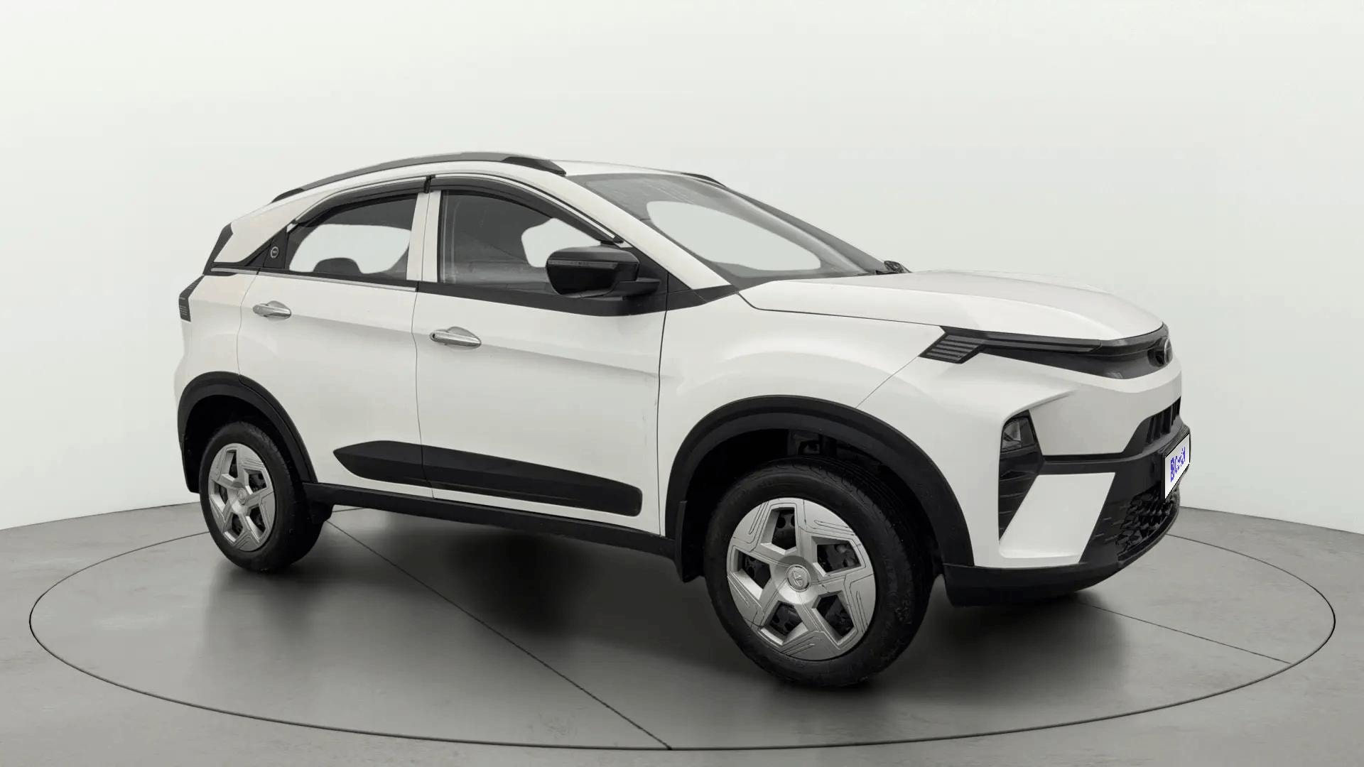 View 2024 Tata Nexon Revotron XE Image 21 Used 2024 Tata Nexon Revotron XE Image 21