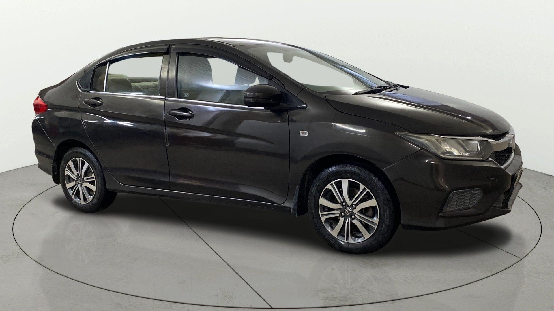 View 2023 Honda City ZX MT Diesel Anniversary Edition Image 36 Used 2023 Honda City ZX MT Diesel Anniversary Edition Image 36