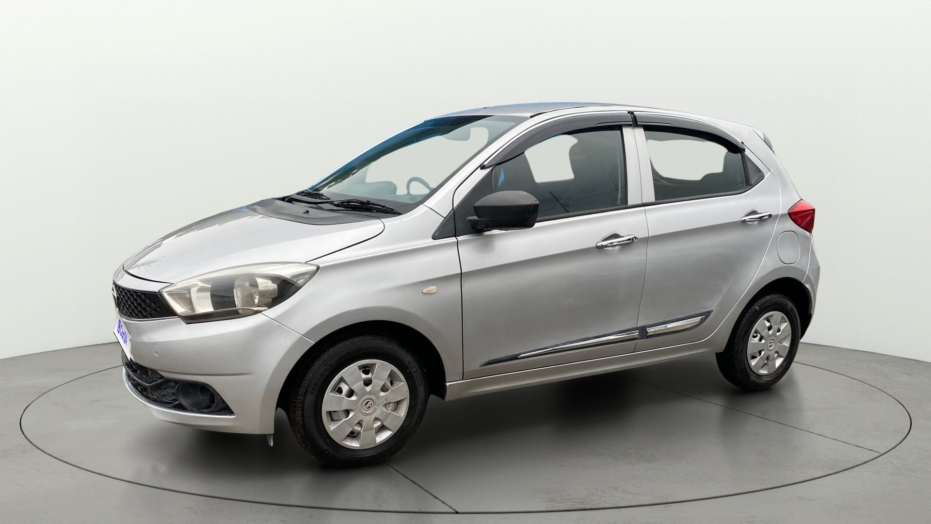 View 2019 Tata Tiago Revotorq XB Image 34 Used 2019 Tata Tiago Revotorq XB Image 34