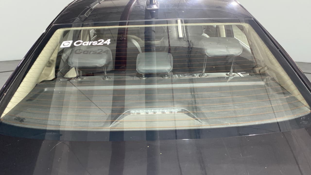 View 2022 Skoda Slavia Ambition 1.0 TSI AT Image 4 Used 2022 Skoda Slavia Ambition 1.0 TSI AT Image 4