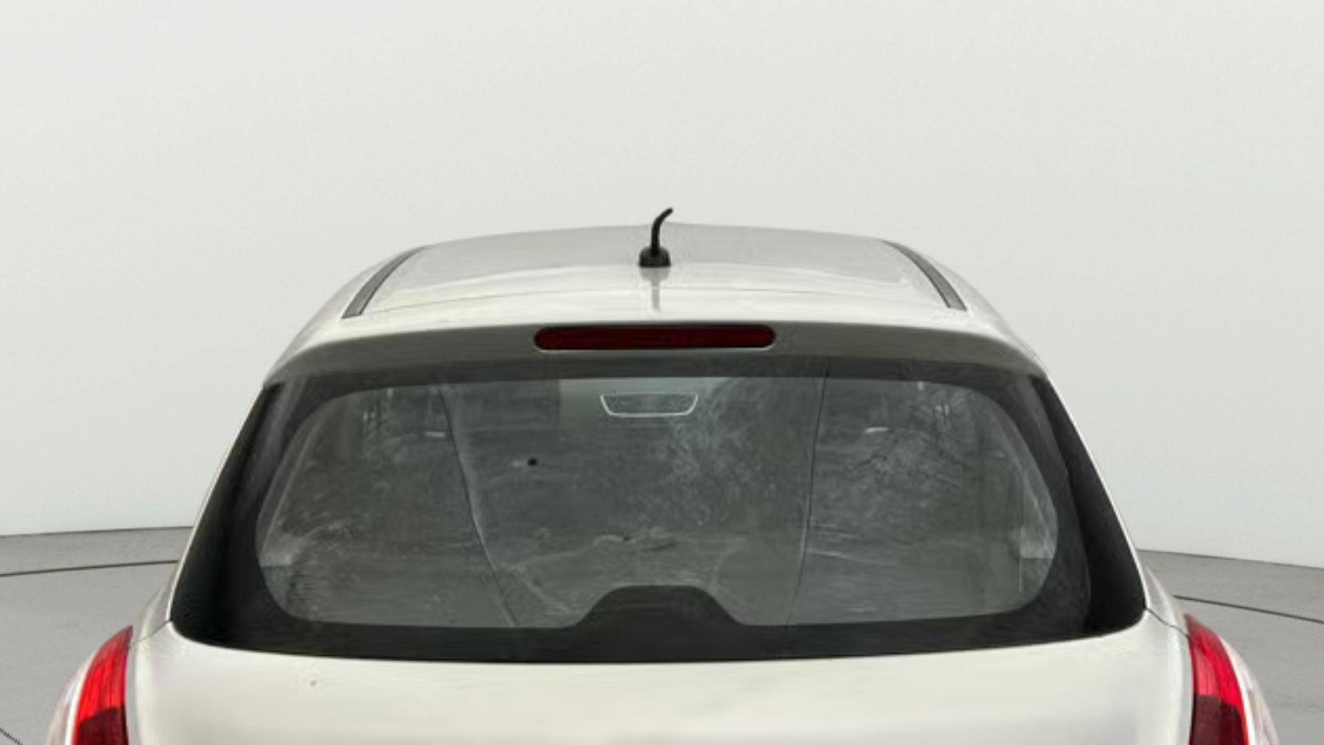 View 2015 Maruti Suzuki 1000 Base Variant Image 4 Used 2015 Maruti Suzuki 1000 Base Variant Image 4