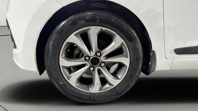 View Hyundai Xcent Image 33 Used Hyundai Xcent Image 33
