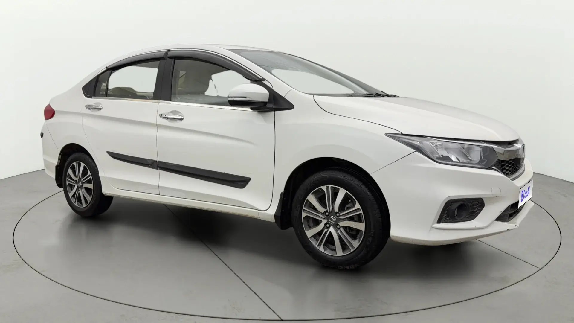 View 2021 Honda City ZX MT Diesel Anniversary Edition Image 23 Used 2021 Honda City ZX MT Diesel Anniversary Edition Image 23