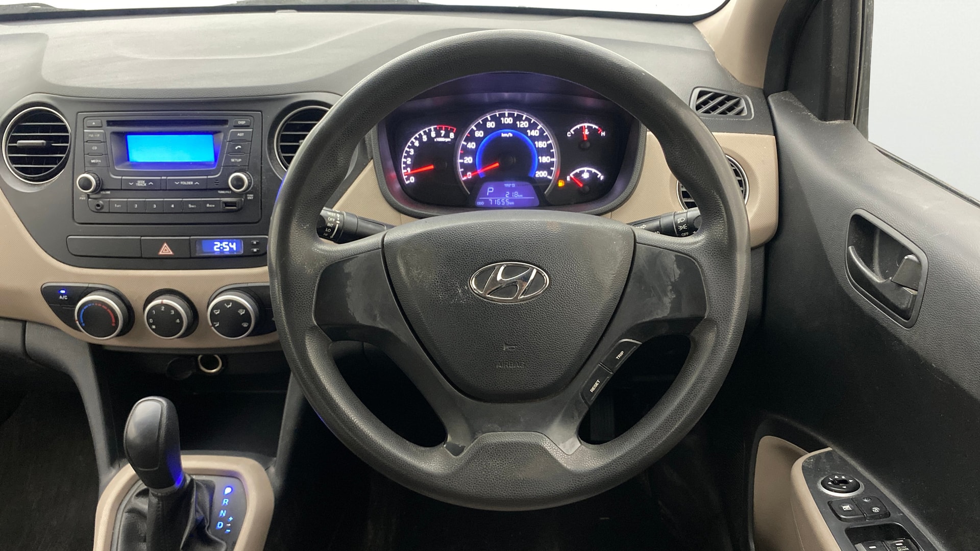 View 2017 Hyundai Grand i10 1.2 Magna Petrol AT Image 20 Used 2017 Hyundai Grand i10 1.2 Magna Petrol AT Image 20