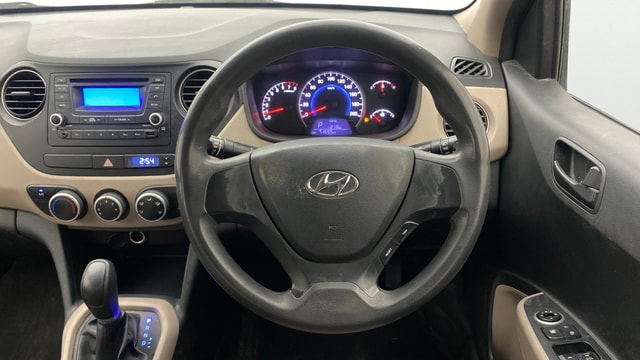 View Hyundai Grand i10 Image 20 Used Hyundai Grand i10 Image 20