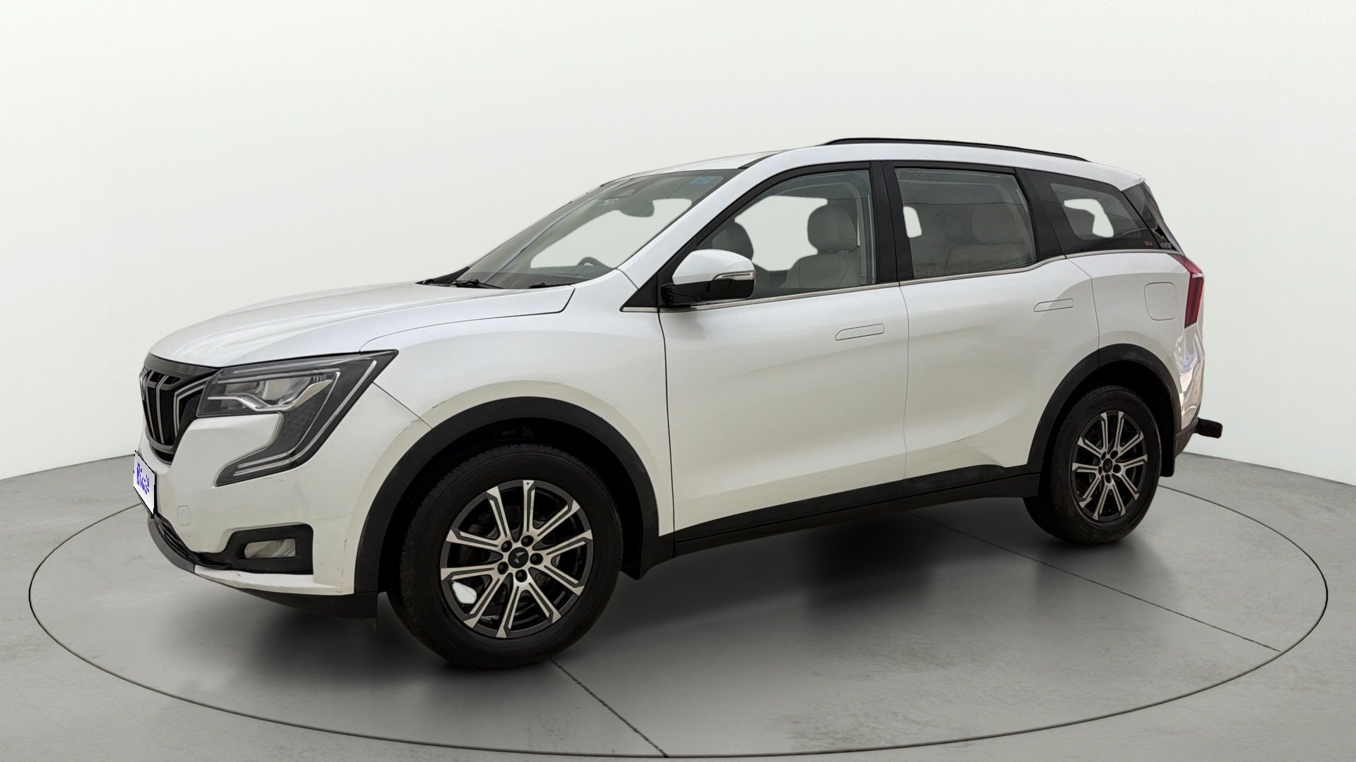 Used 2025 Mahindra XUV700 Used 2025 Mahindra XUV700