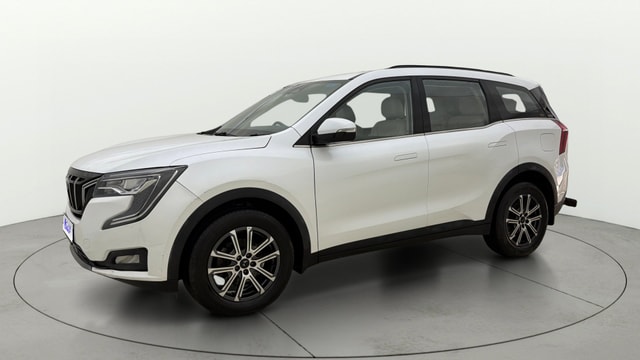 View Mahindra XUV700 Image 23 Used Mahindra XUV700 Image 23