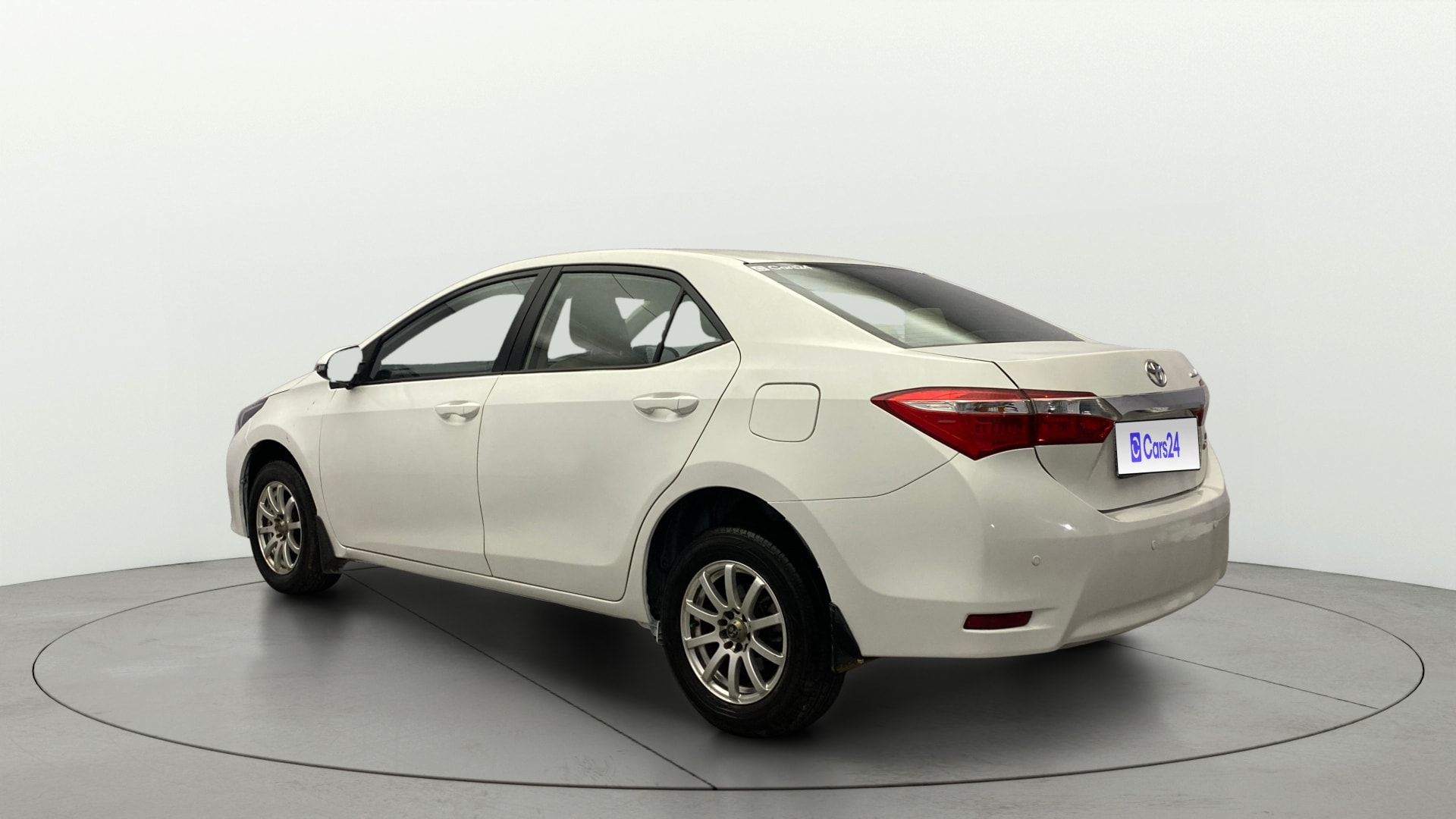 View 2014 Toyota Corolla Altis Diesel J Image 2 Used 2014 Toyota Corolla Altis Diesel J Image 2