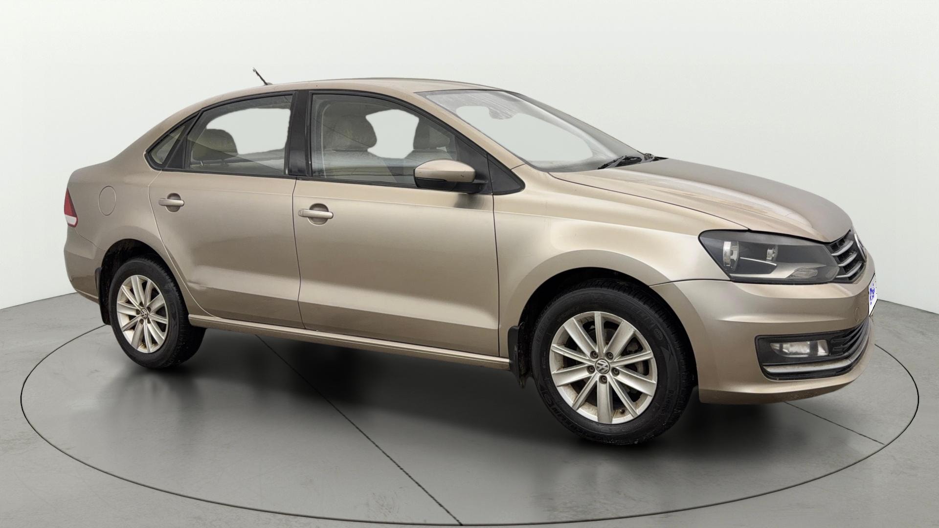 View 2015 Volkswagen Vento DSG Image 37 Used 2015 Volkswagen Vento DSG Image 37