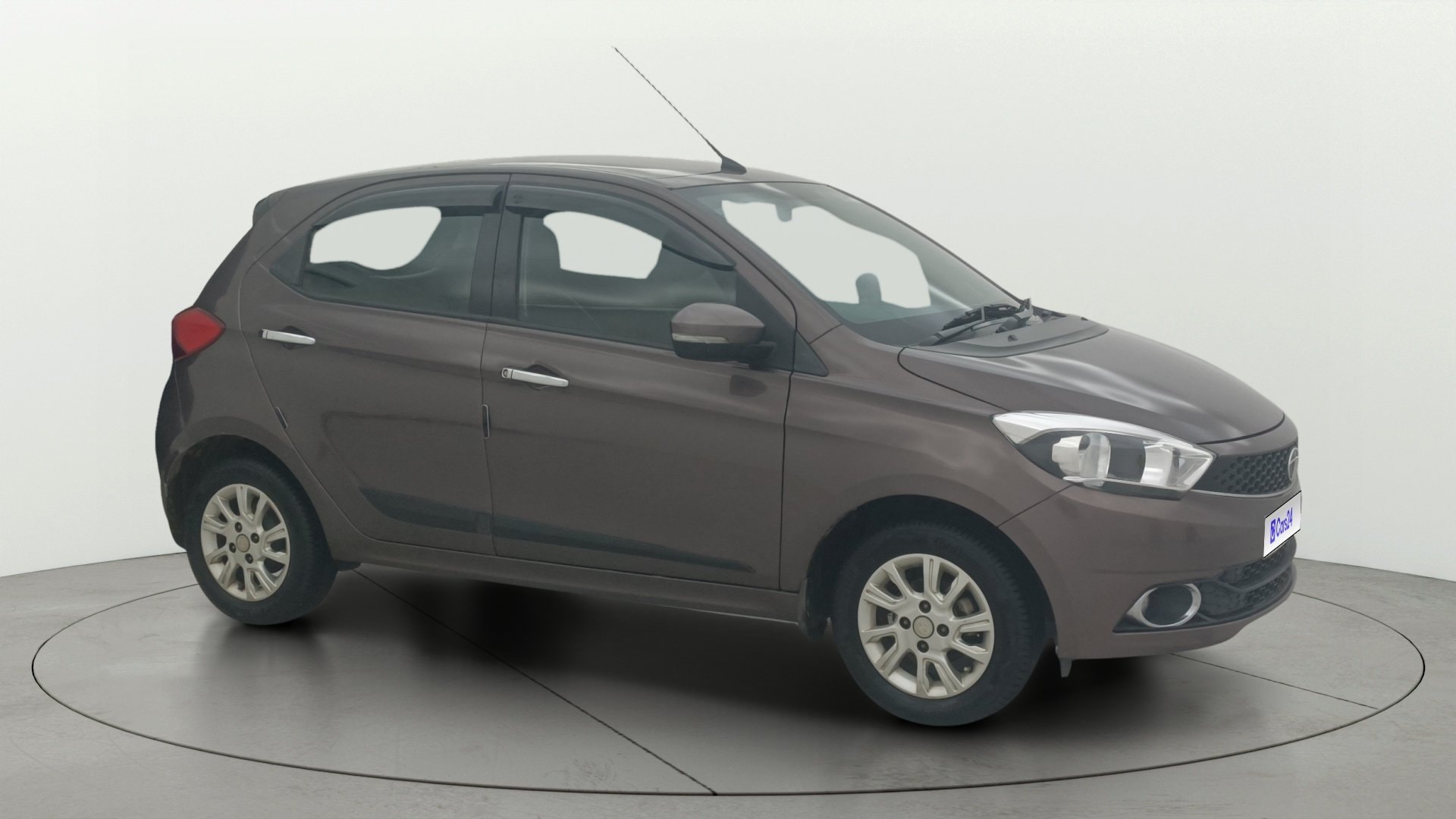 View 2018 Tata Tiago Revotorq XB Image 35 Used 2018 Tata Tiago Revotorq XB Image 35