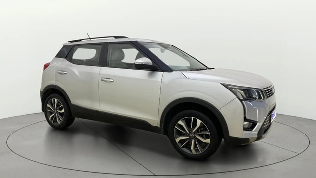 View Mahindra XUV300 Image 14 Used Mahindra XUV300 Image 14