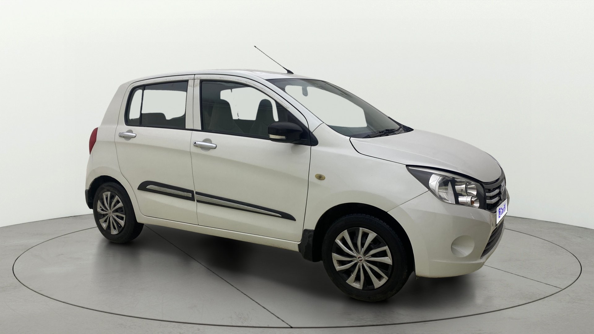 View 2017 Maruti Suzuki 1000 Base Variant Image 35 Used 2017 Maruti Suzuki 1000 Base Variant Image 35