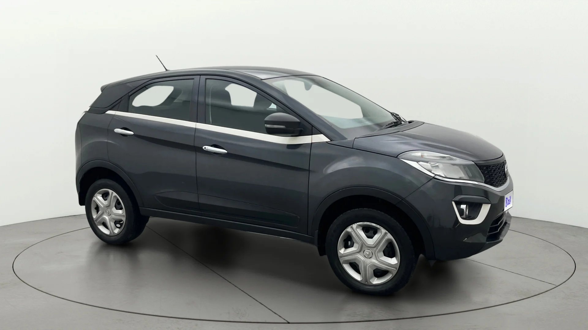 View 2019 Tata Nexon Revotron XM Image 13 Used 2019 Tata Nexon Revotron XM Image 13