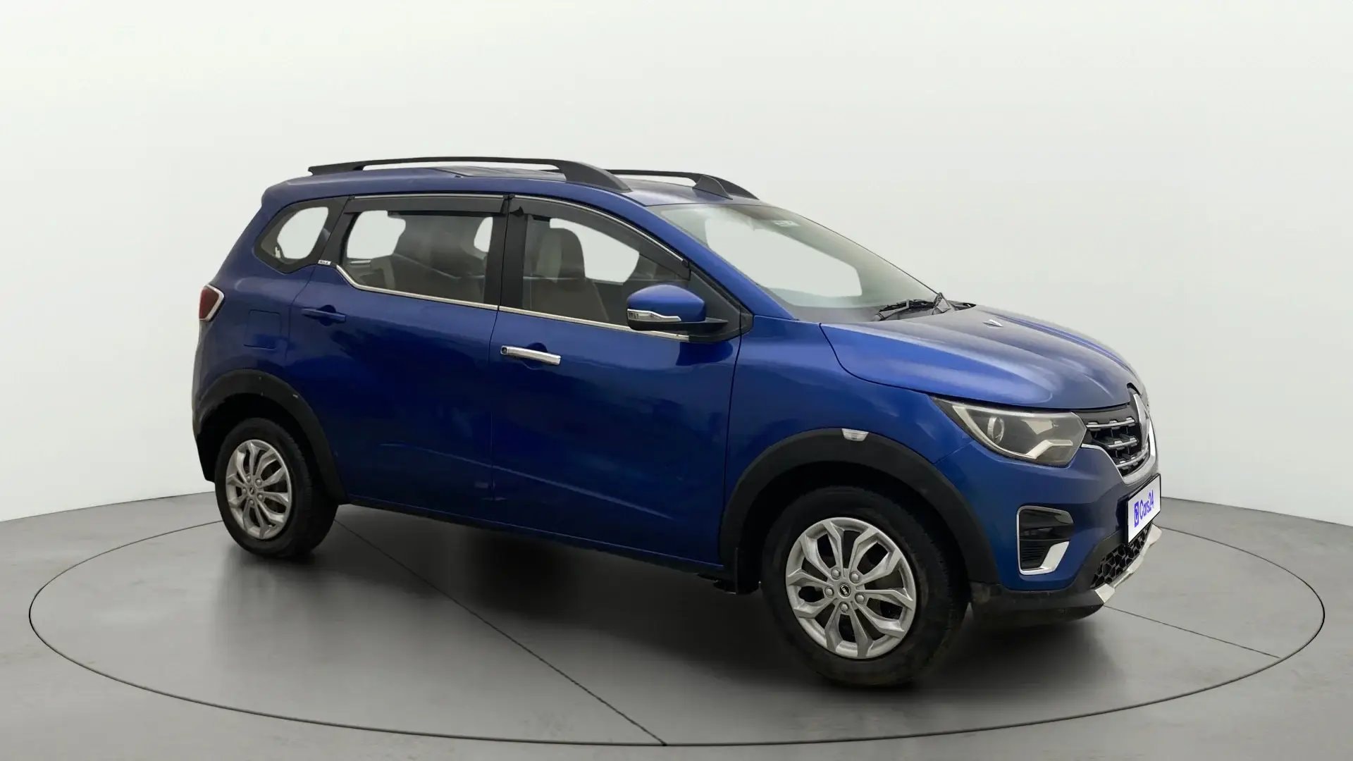 View 2020 Renault Triber RXZ Image 22 Used 2020 Renault Triber RXZ Image 22