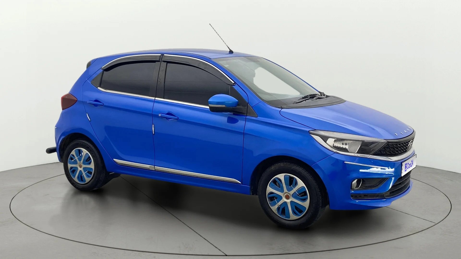 View 2020 Tata Tiago Revotorq XB Image 21 Used 2020 Tata Tiago Revotorq XB Image 21