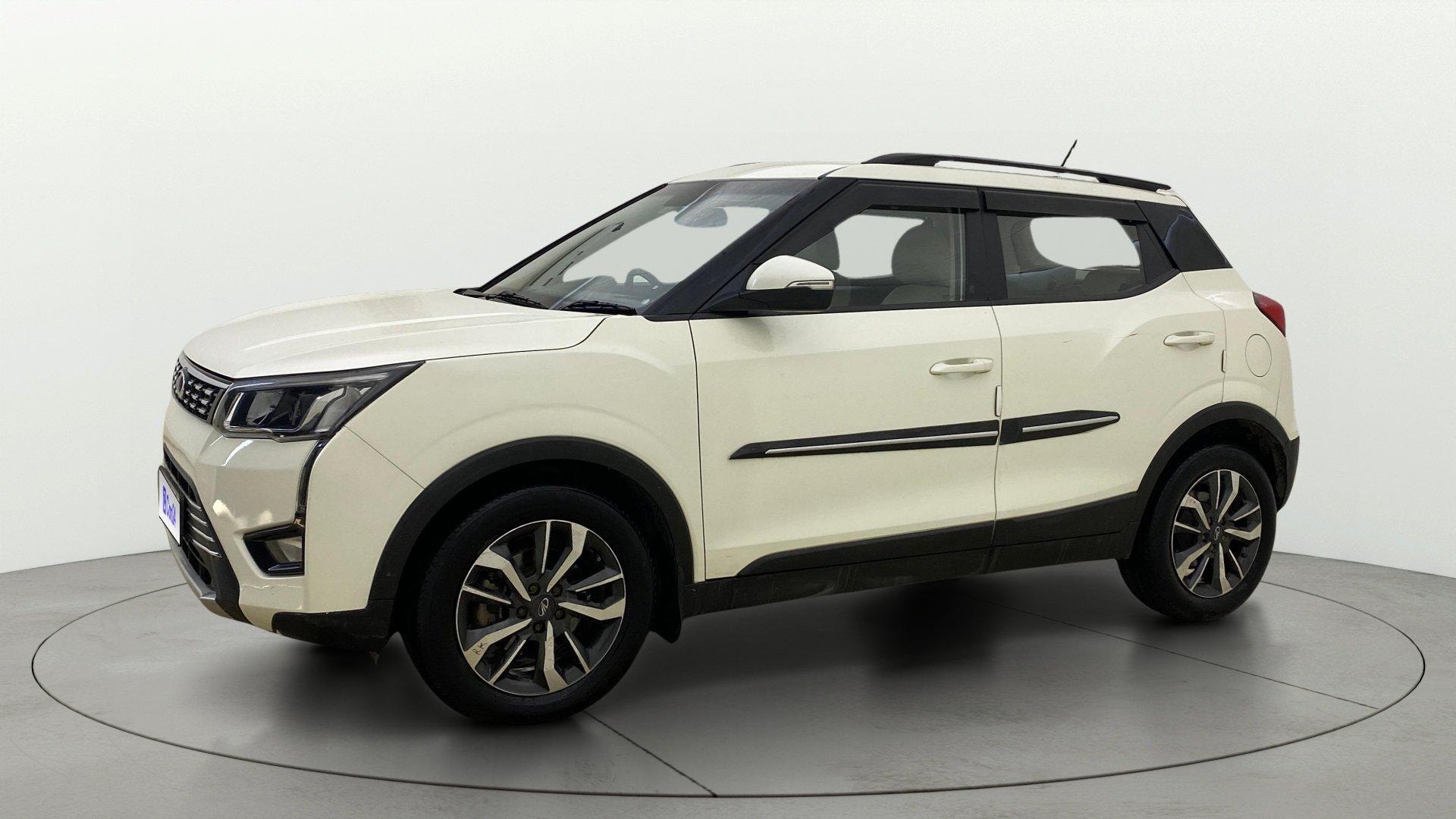 View 2022 Mahindra XUV300 W4 Petrol BS IV Image 38 Used 2022 Mahindra XUV300 W4 Petrol BS IV Image 38