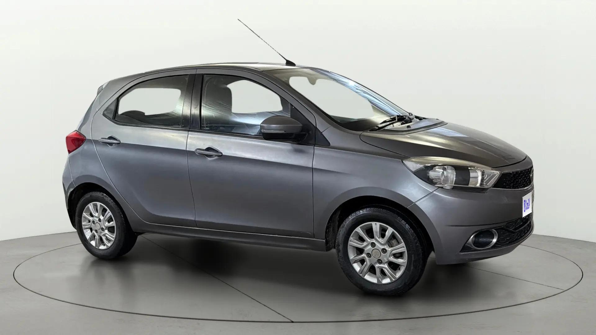 View 2018 Tata Tiago Revotorq XB Image 21 Used 2018 Tata Tiago Revotorq XB Image 21