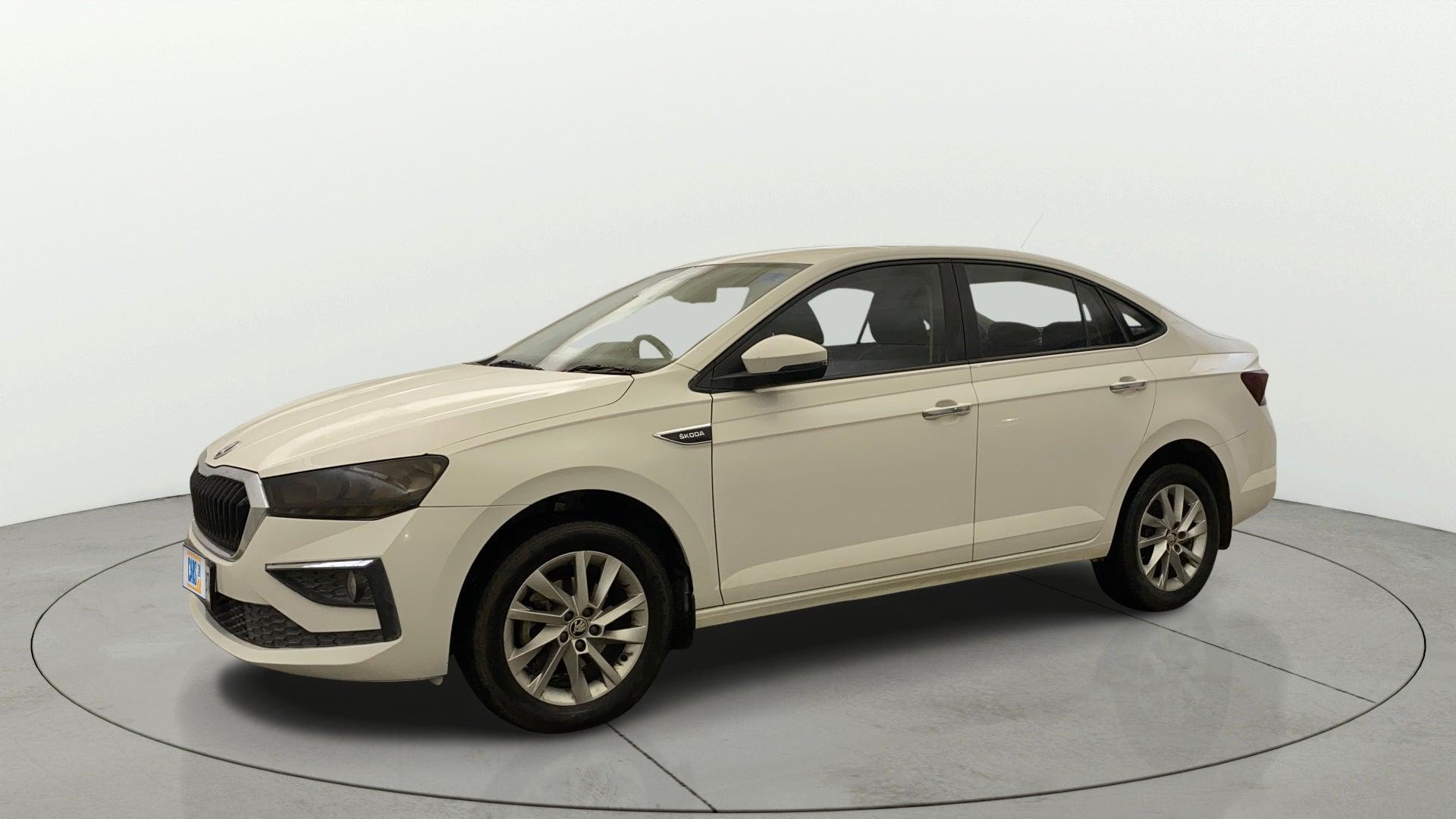 View 2022 Skoda Slavia Ambition 1.0 TSI MT Image 37 Used 2022 Skoda Slavia Ambition 1.0 TSI MT Image 37