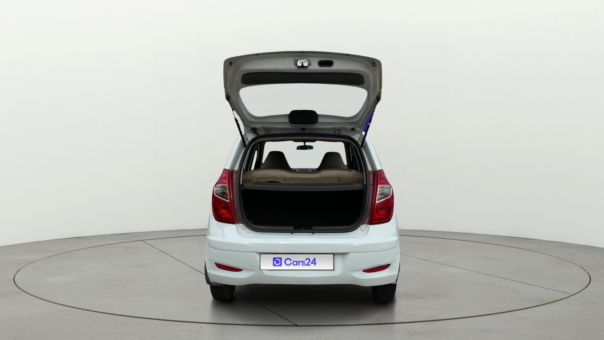 View 2013 Hyundai i10 1.2 Magna MT Image 16 Used 2013 Hyundai i10 1.2 Magna MT Image 16
