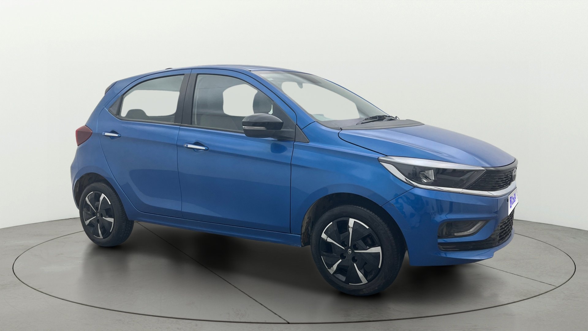 View 2025 Tata Tiago Revotorq XB Image 36 Used 2025 Tata Tiago Revotorq XB Image 36