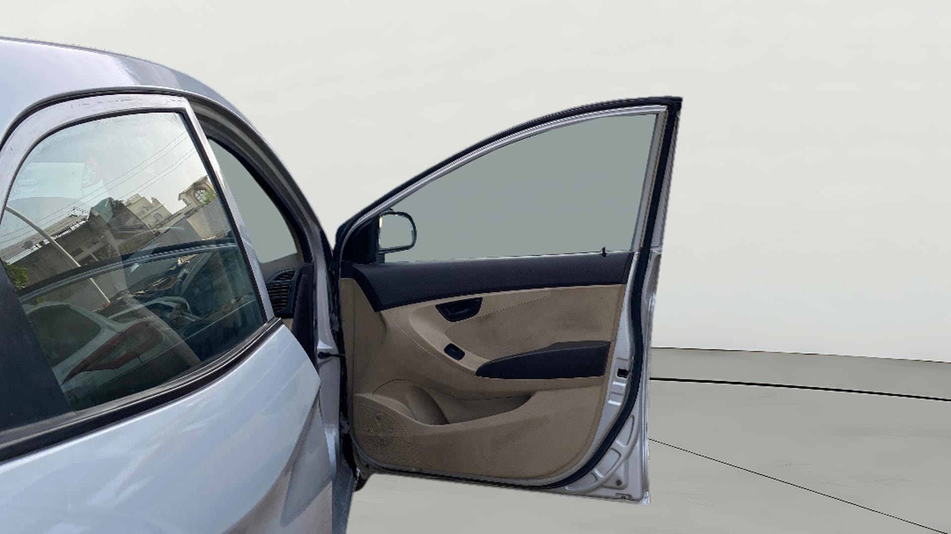 View 2018 Hyundai EON Era Plus Image 43 Used 2018 Hyundai EON Era Plus Image 43