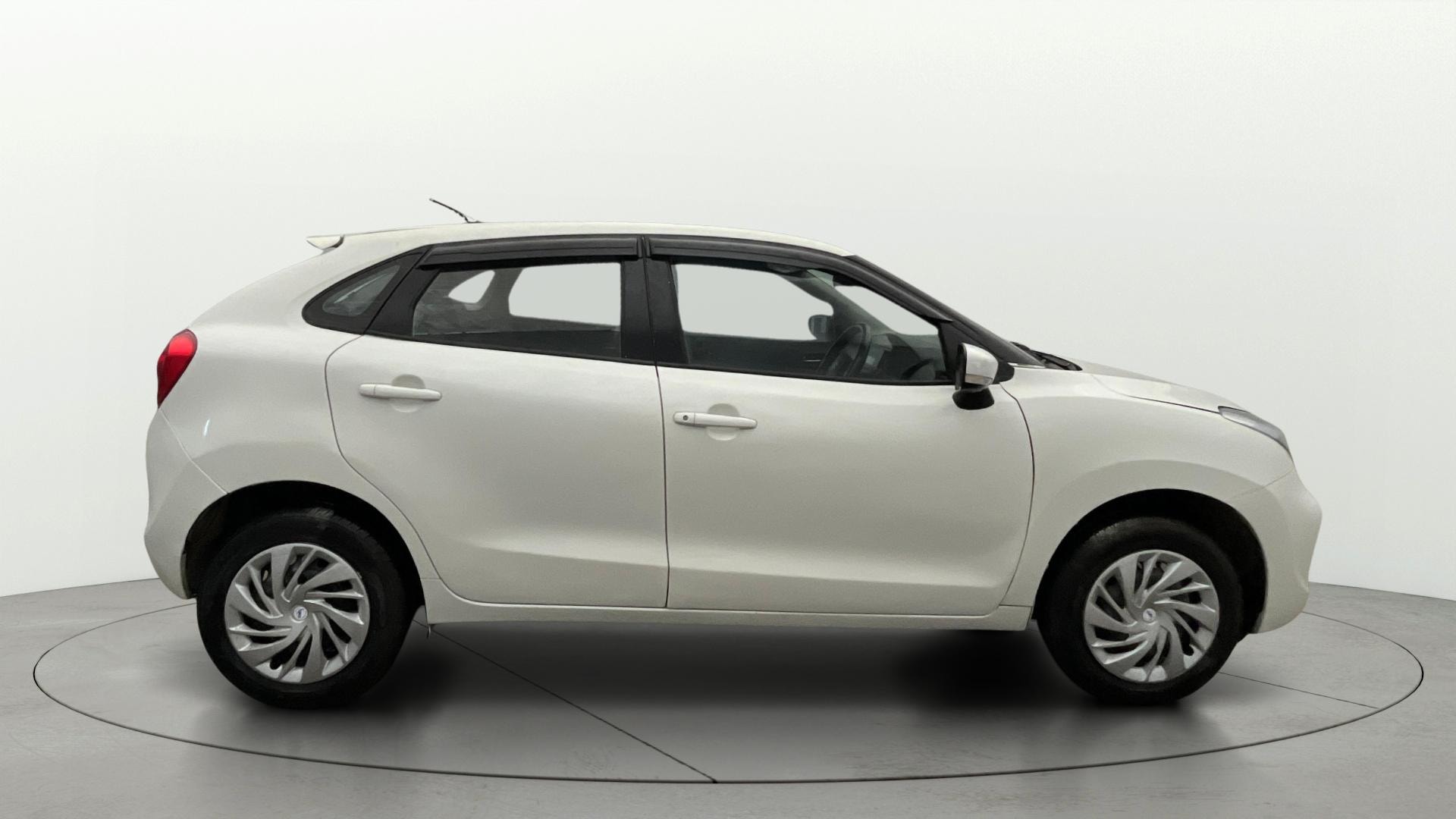 View 2020 Maruti Suzuki 1000 Base Variant Image 26 Used 2020 Maruti Suzuki 1000 Base Variant Image 26