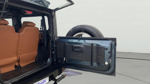 View Mahindra Thar Image 16 Used Mahindra Thar Image 16