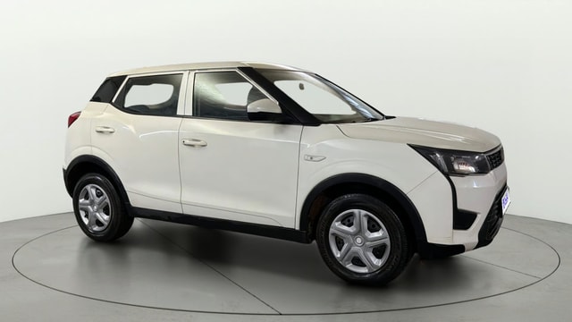 View Mahindra XUV300 Image 21 Used Mahindra XUV300 Image 21
