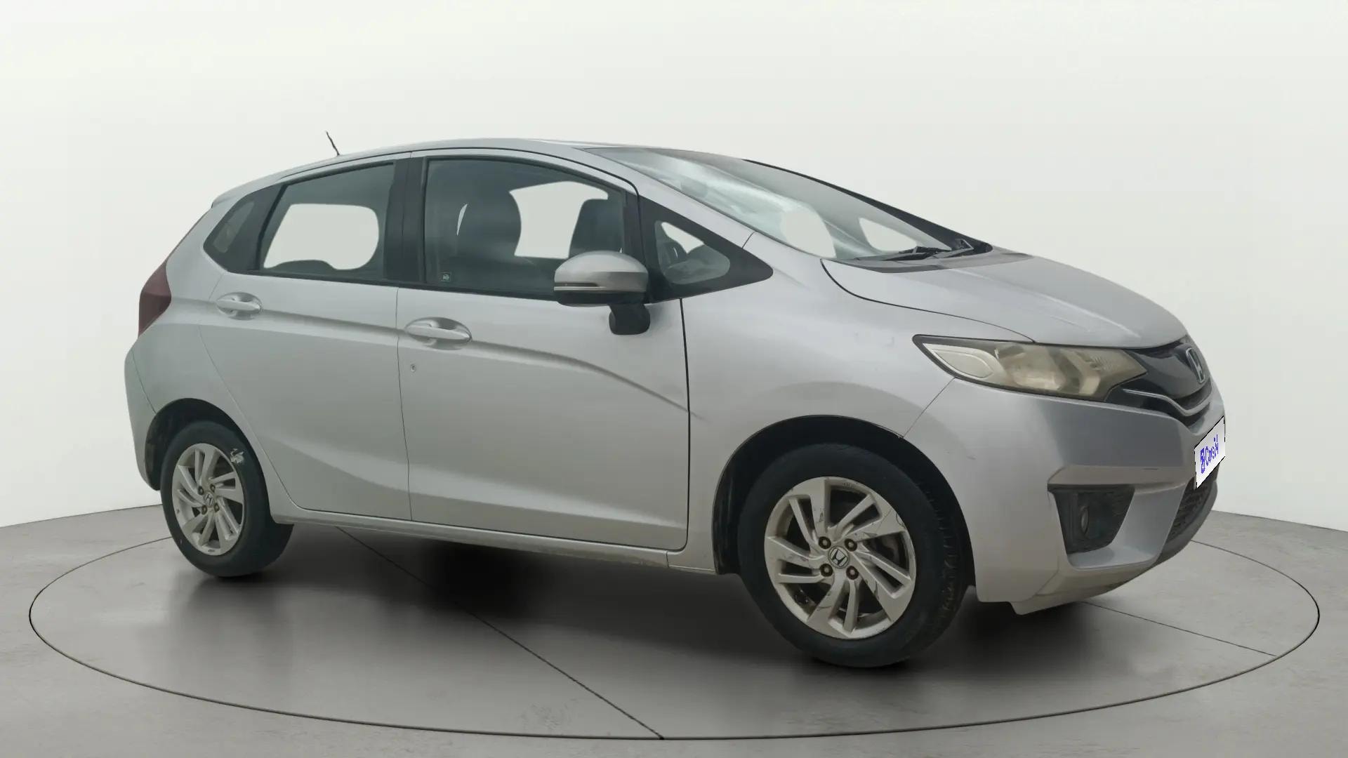 View 2015 Honda Jazz E MT Diesel Image 21 Used 2015 Honda Jazz E MT Diesel Image 21