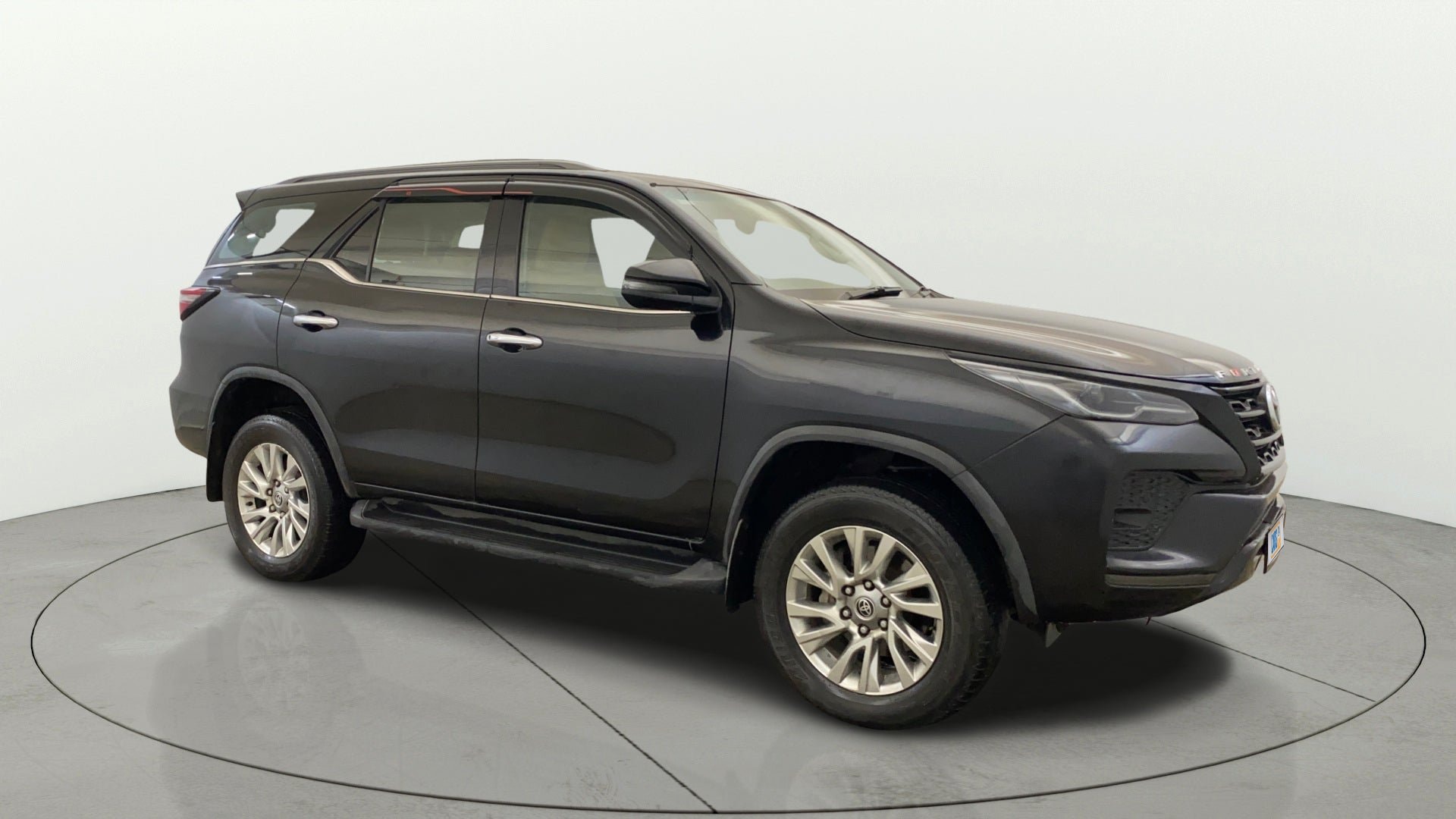 View 2023 Toyota Fortuner 2.7 4X2 AT BS IV Image 24 Used 2023 Toyota Fortuner 2.7 4X2 AT BS IV Image 24