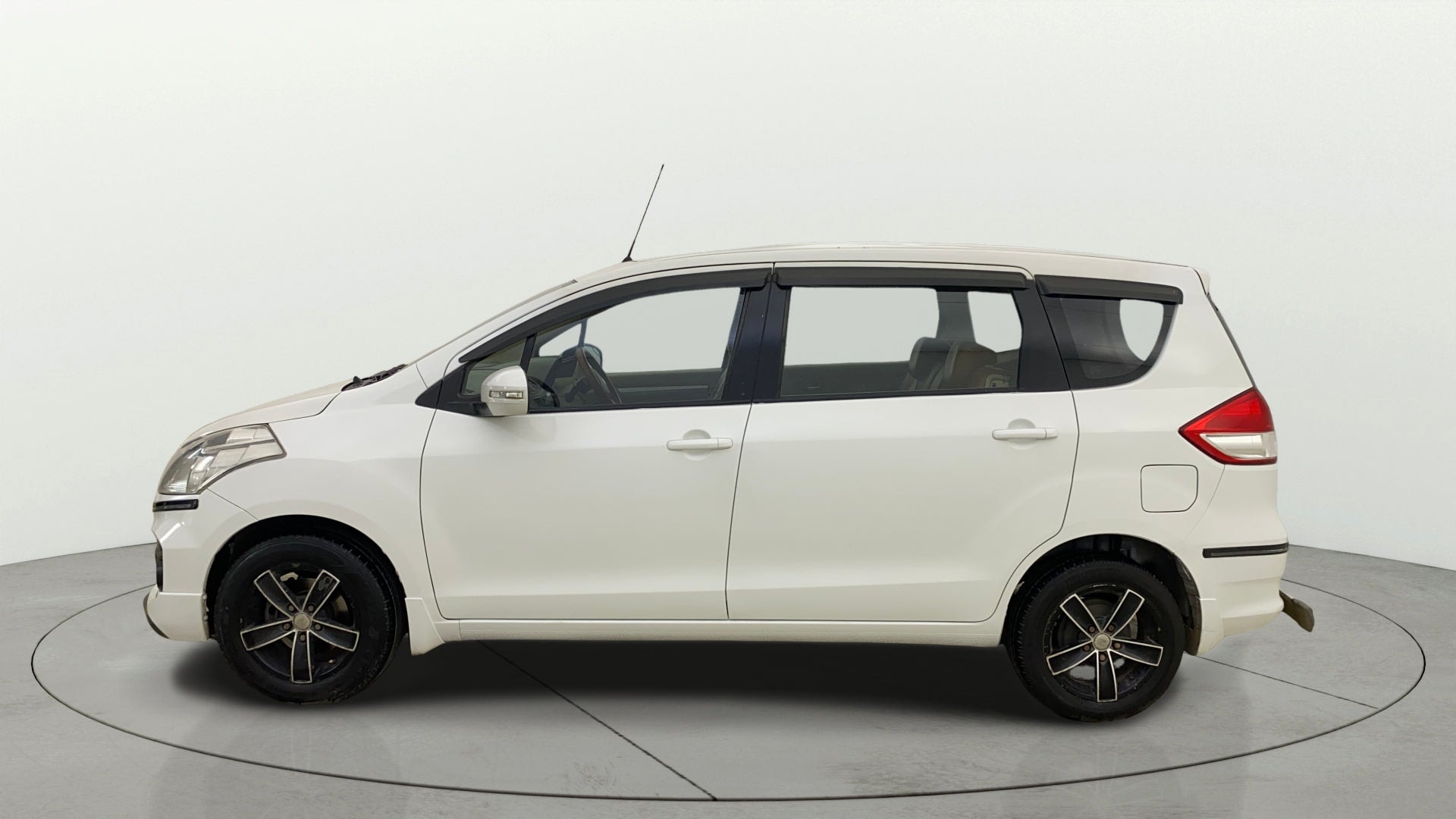 View 2018 Maruti Suzuki 1000 Base Variant Image 5 Used 2018 Maruti Suzuki 1000 Base Variant Image 5