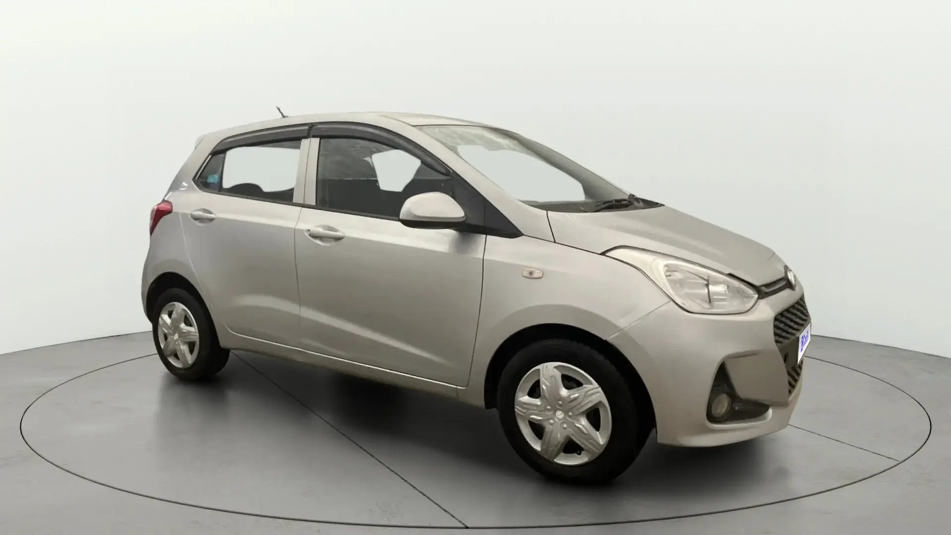 View 2017 Hyundai Grand i10 Sportz 1.2 Kappa Image 13 Used 2017 Hyundai Grand i10 Sportz 1.2 Kappa Image 13