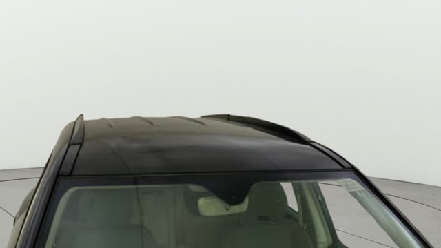 View Mahindra XUV500 Image 6 Used Mahindra XUV500 Image 6