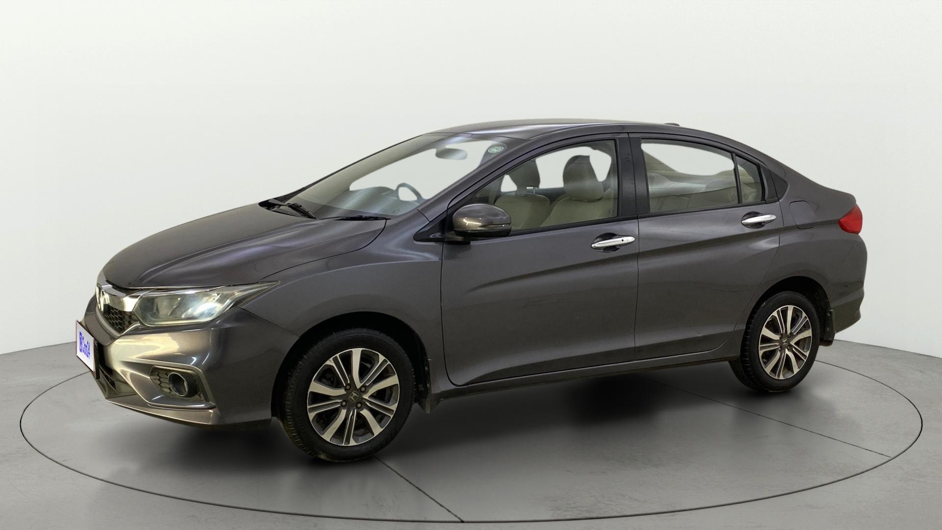 View 2017 Honda City ZX MT Diesel Anniversary Edition Image 37 Used 2017 Honda City ZX MT Diesel Anniversary Edition Image 37