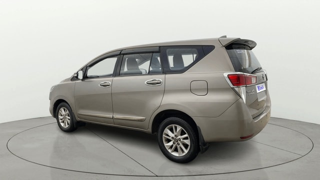 View Toyota Innova Crysta Image 2 Used Toyota Innova Crysta Image 2