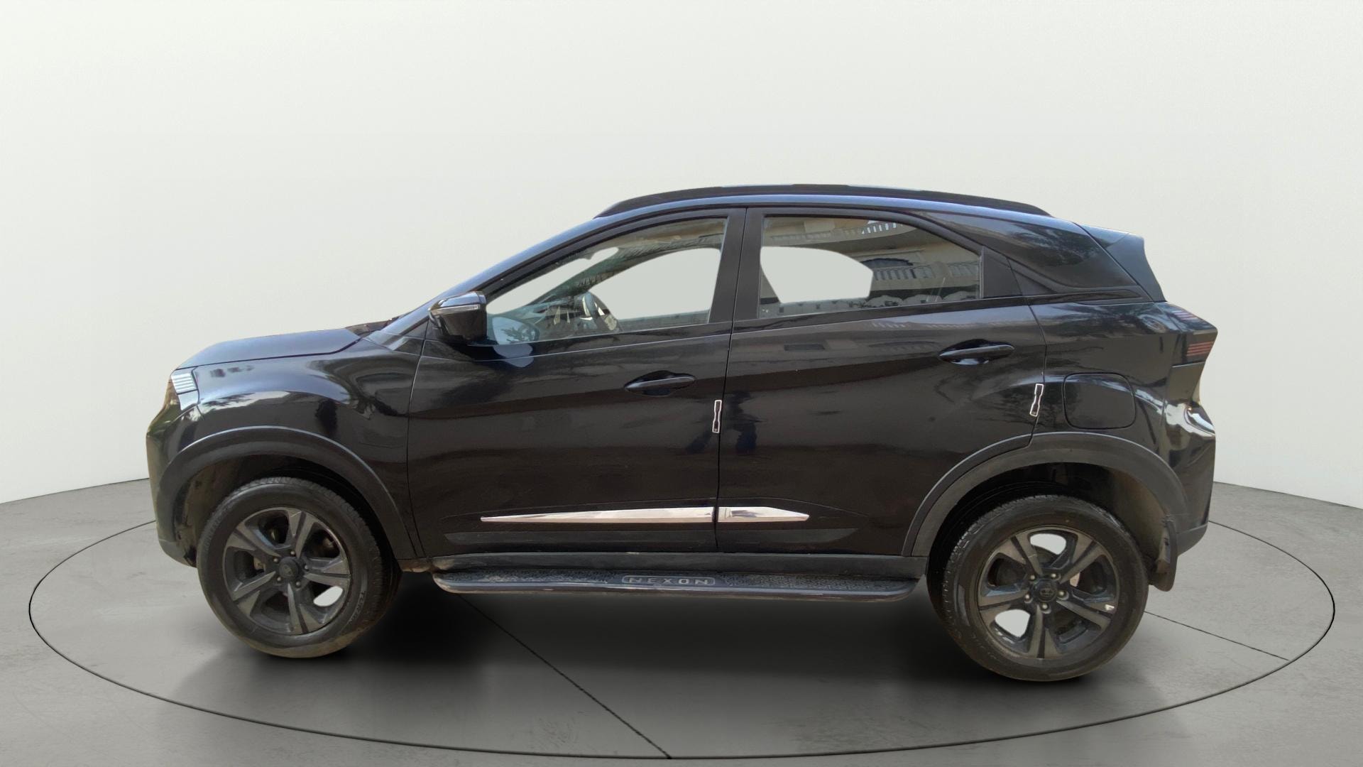 View 2024 Tata Nexon Revotron XE Image 6 Used 2024 Tata Nexon Revotron XE Image 6