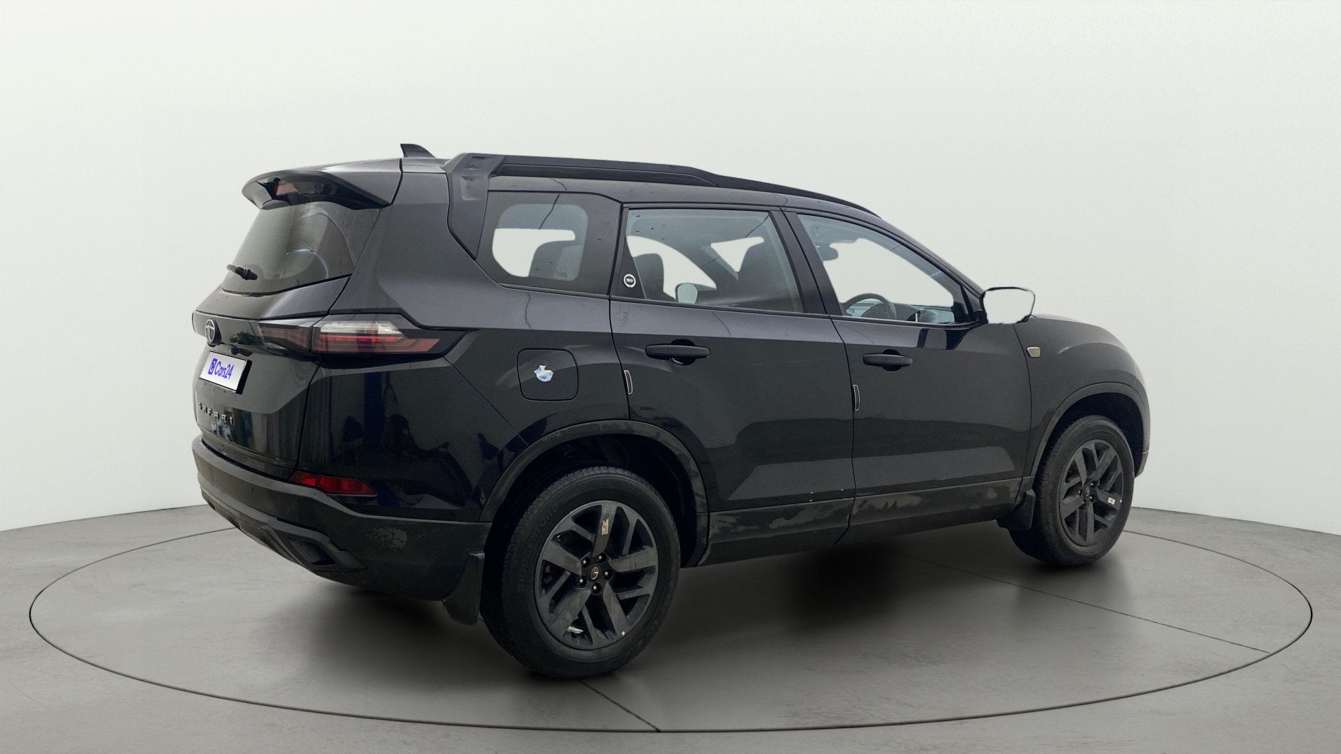 View 2024 Tata Safari XZA Plus Option Dark Image 47 Used 2024 Tata Safari XZA Plus Option Dark Image 47