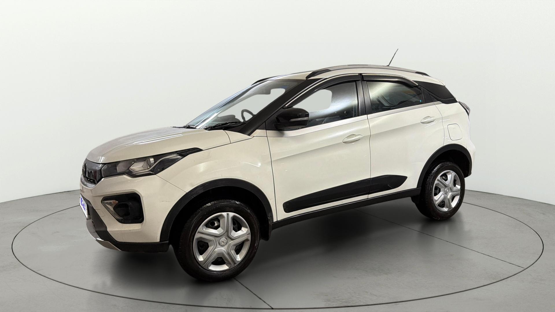 View 2022 Tata Nexon Revotron XM Image 34 Used 2022 Tata Nexon Revotron XM Image 34