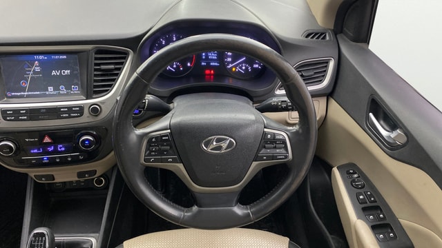 View Hyundai Verna Image 13 Used Hyundai Verna Image 13
