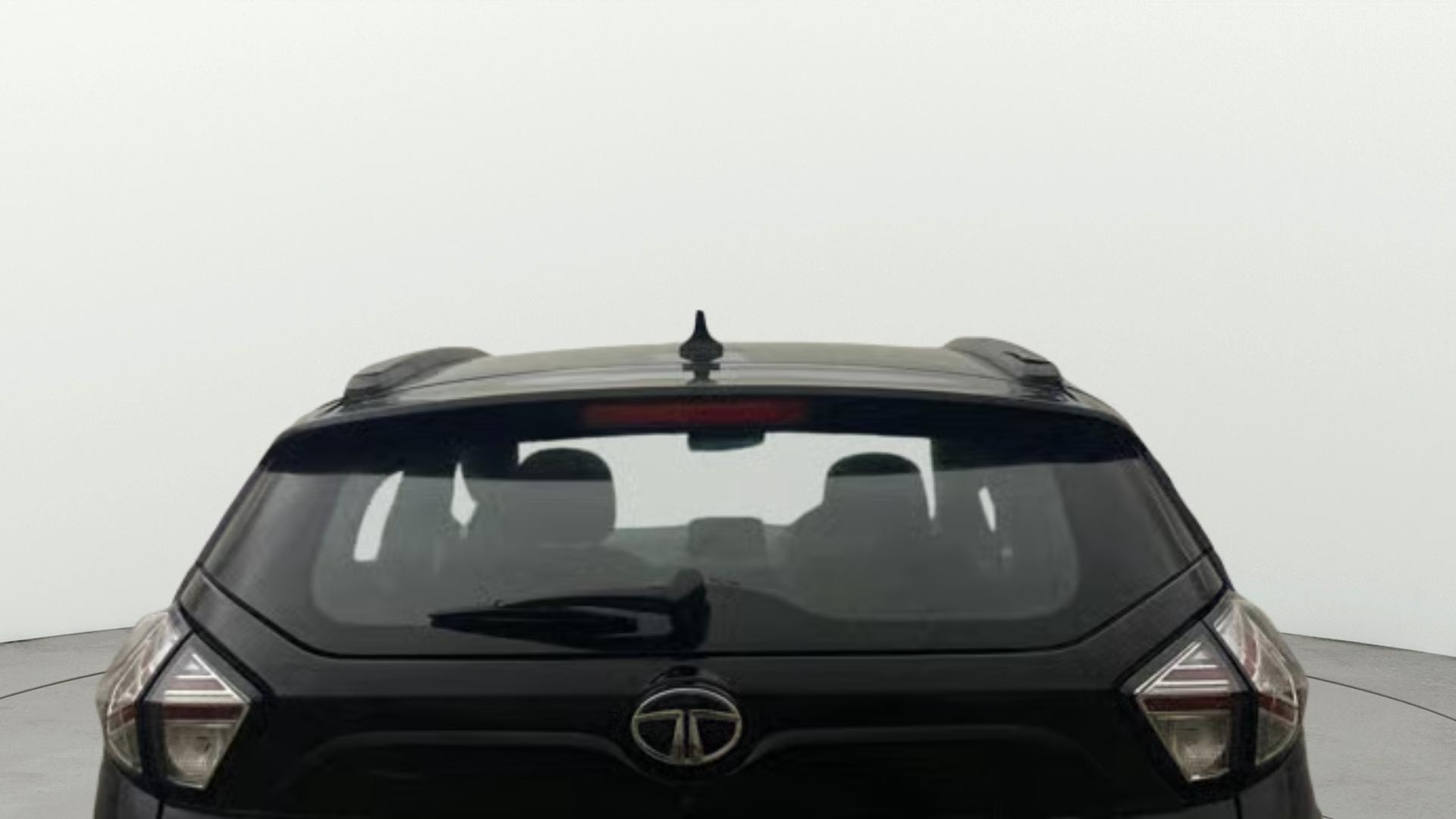 View 2023 Tata Nexon Revotron XE Image 4 Used 2023 Tata Nexon Revotron XE Image 4