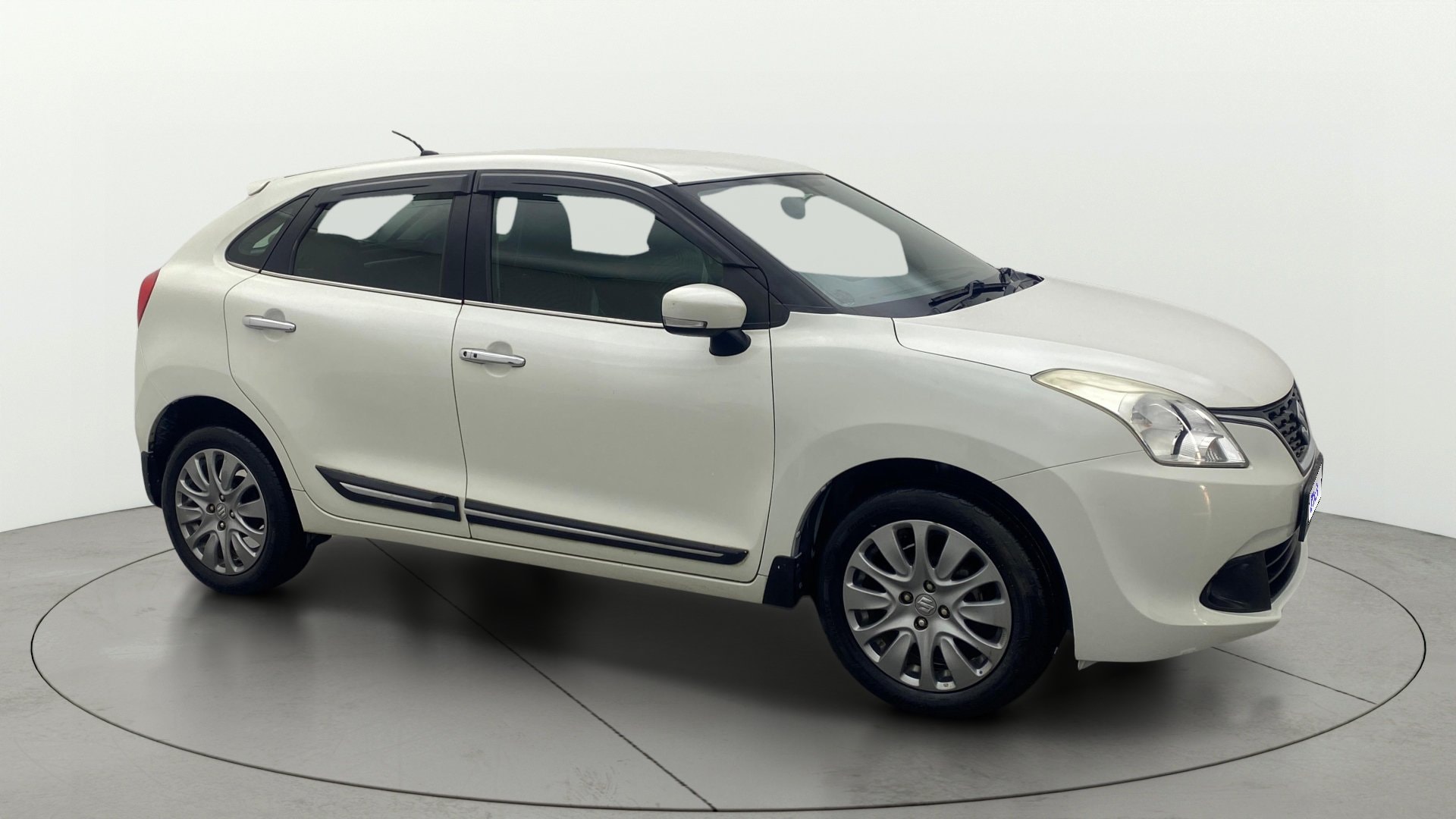 View 2018 Maruti Suzuki 1000 Base Variant Image 21 Used 2018 Maruti Suzuki 1000 Base Variant Image 21