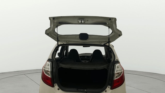 View Maruti Suzuki Alto K10 Image 16 Used Maruti Suzuki Alto K10 Image 16