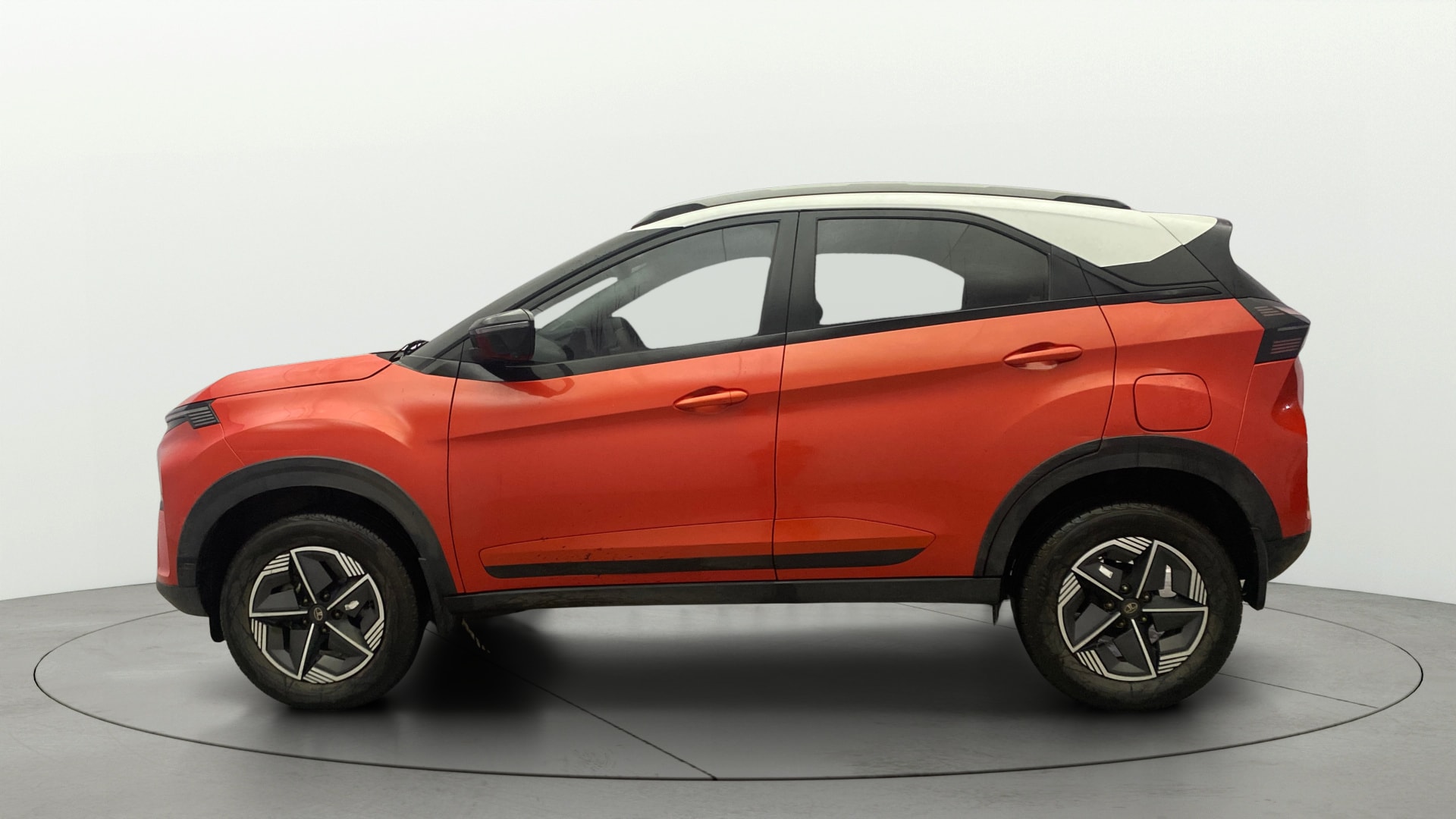 View 2024 Tata Nexon Revotron XE Image 26 Used 2024 Tata Nexon Revotron XE Image 26