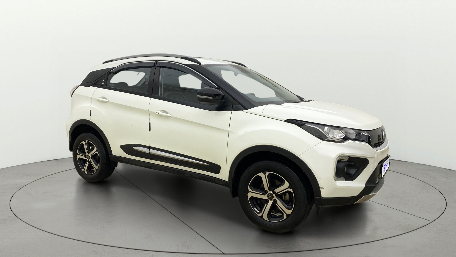 View 2023 Tata Nexon Revotron XE Image 23 Used 2023 Tata Nexon Revotron XE Image 23
