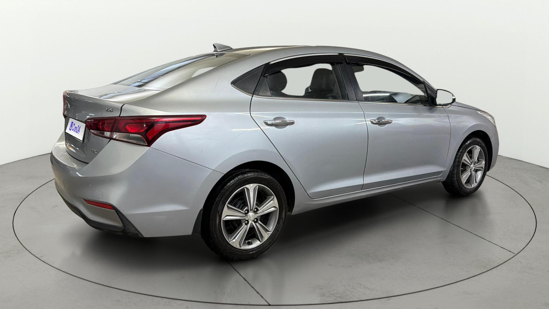View 2019 Hyundai Verna 1.6 VTVT SX Image 45 Used 2019 Hyundai Verna 1.6 VTVT SX Image 45