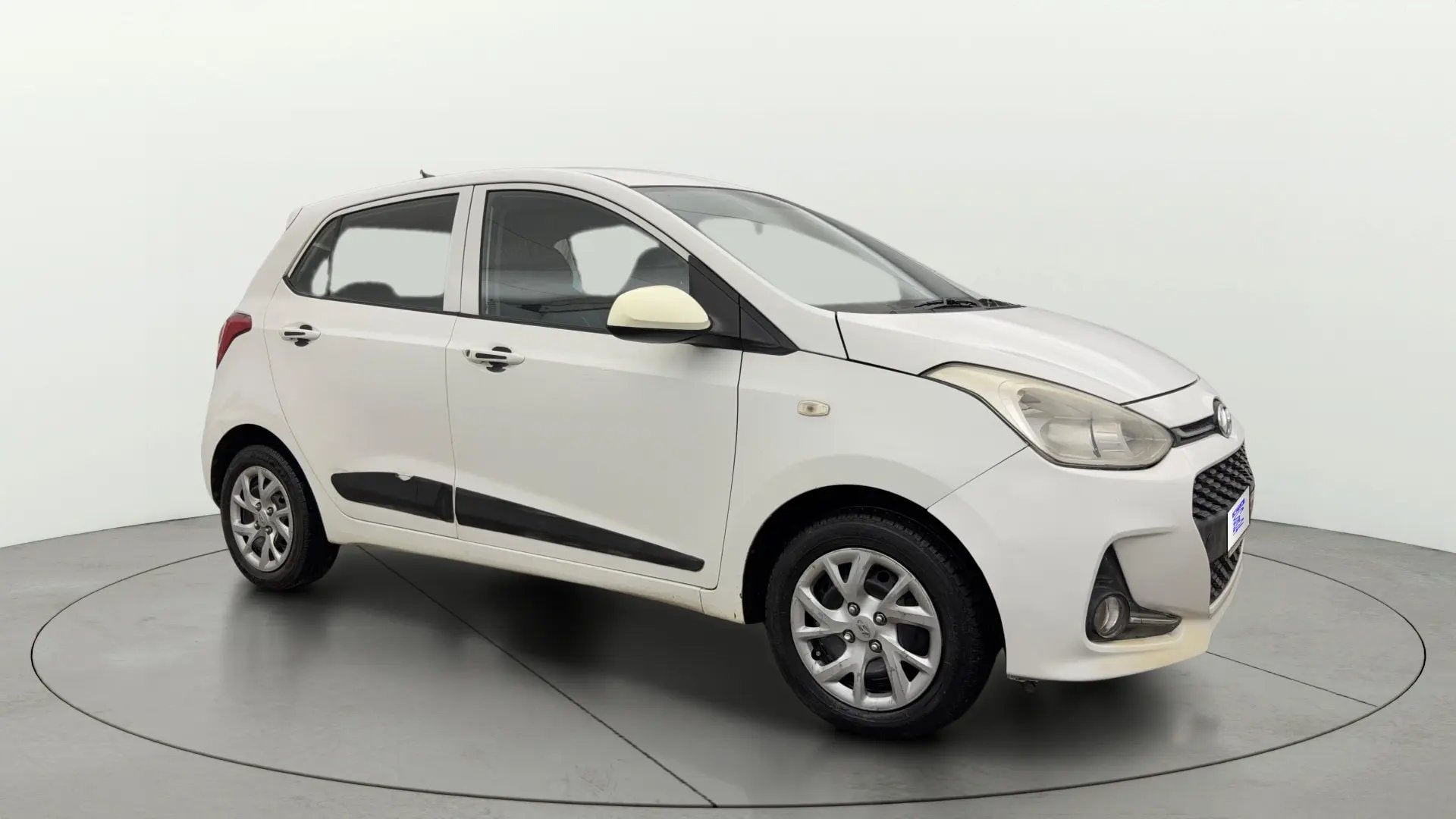 View 2018 Hyundai Grand i10 Sportz 1.2 Kappa Image 35 Used 2018 Hyundai Grand i10 Sportz 1.2 Kappa Image 35