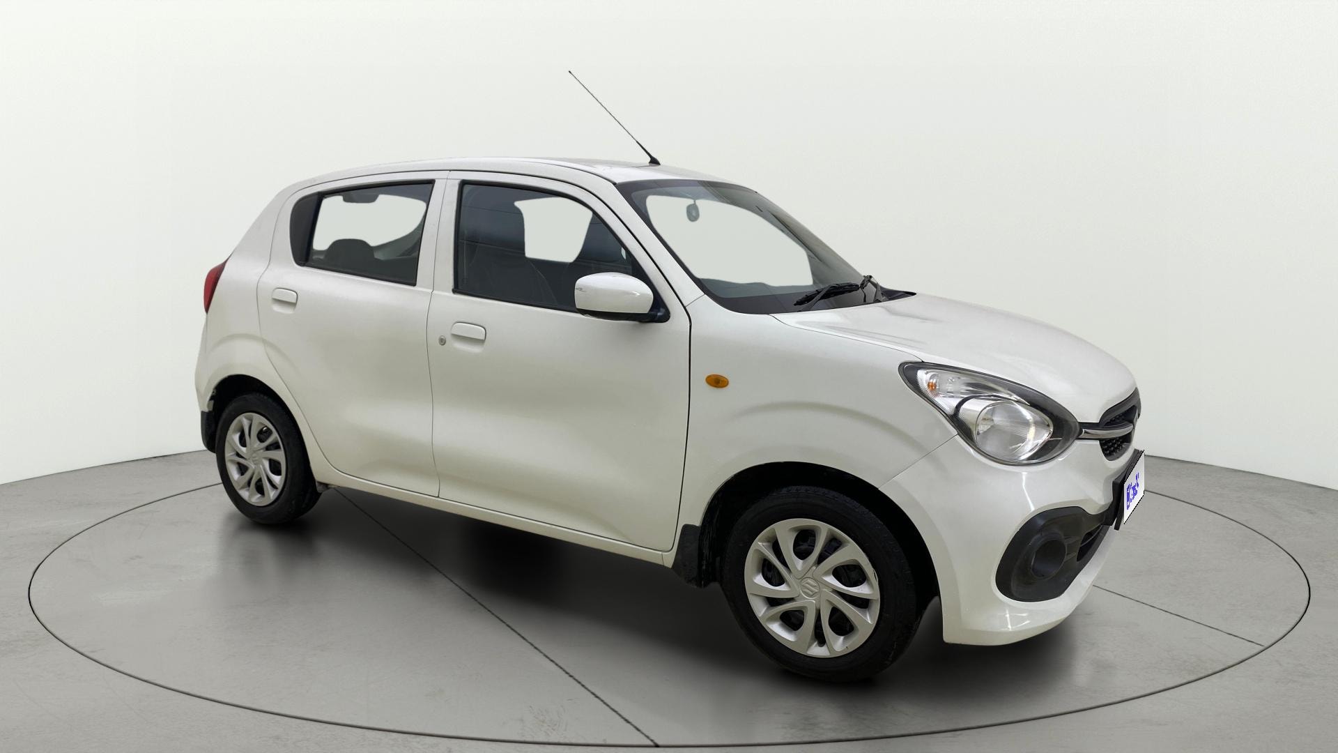 View 2023 Maruti Suzuki 1000 Base Variant Image 35 Used 2023 Maruti Suzuki 1000 Base Variant Image 35