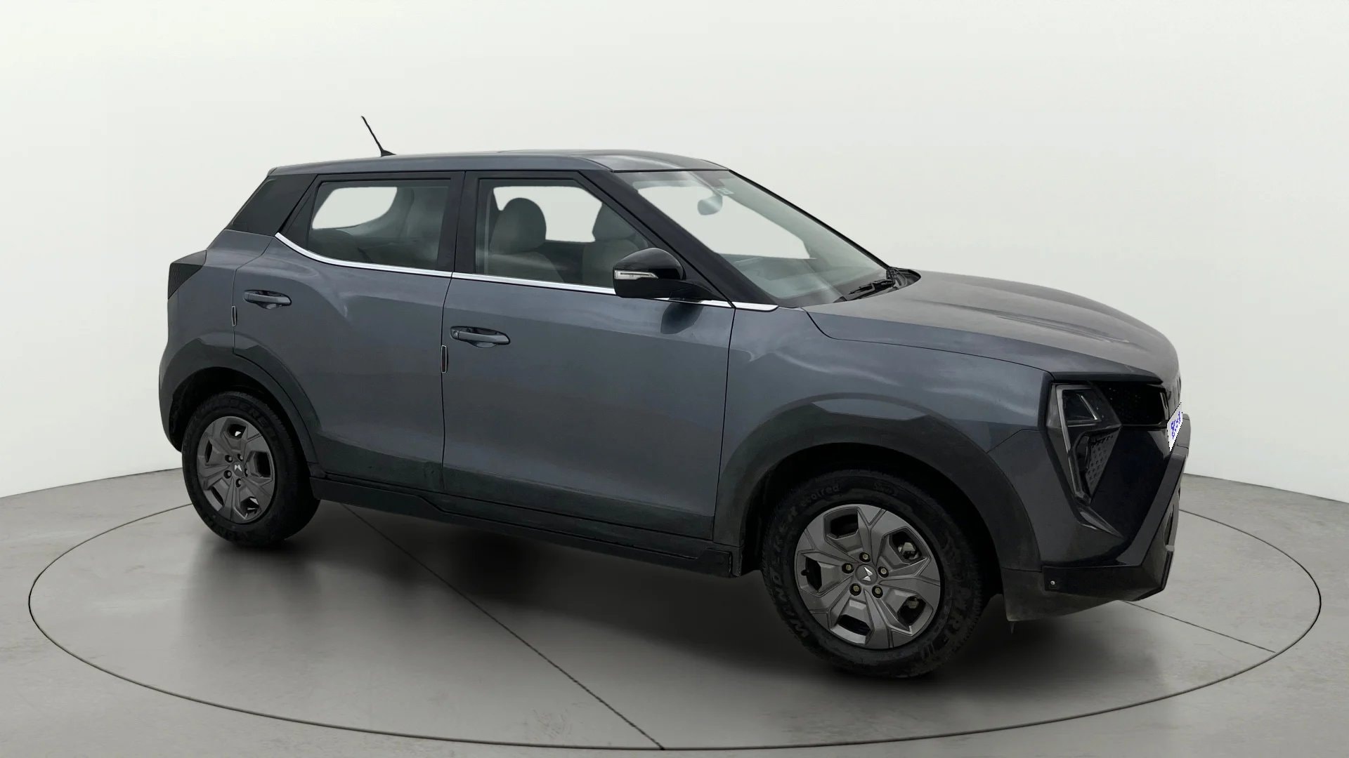 View 2024 Mahindra XUV 3XO MX3 Pro 1.5 Turbo Diesel Image 22 Used 2024 Mahindra XUV 3XO MX3 Pro 1.5 Turbo Diesel Image 22