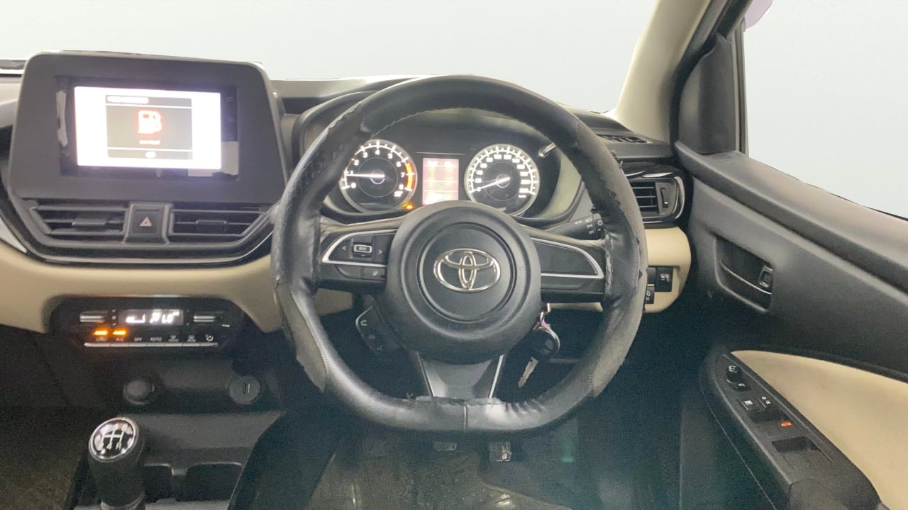 View 2024 Toyota Glanza S MT Image 20 Used 2024 Toyota Glanza S MT Image 20